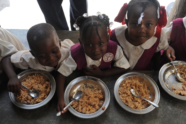 Six mois après le séisme, le PAM renforce le système de sécurité alimentaire haïtien