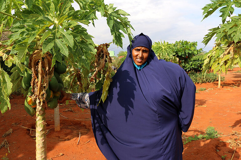 Une agricultrice au Kenya autonomise les femmes vulnérables