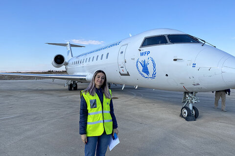 Chaque jour est une nouvelle aventure pour Rasha, employée du service aérien humanitaire des Nations unies