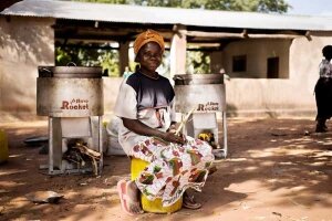 Le PAM lance un programme de fours économes pour protéger les femmes et l’environnement