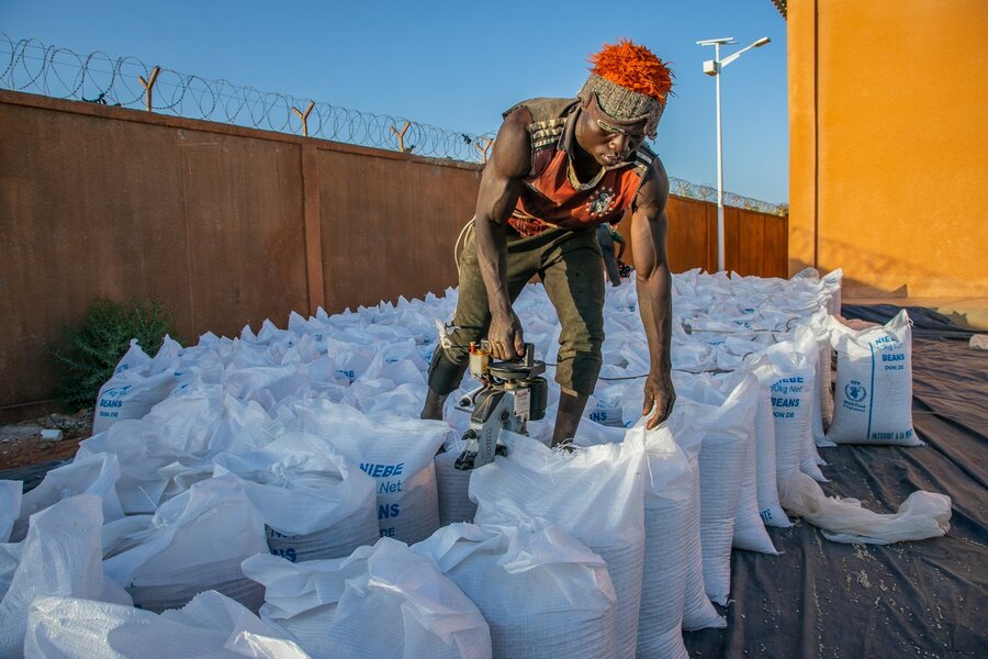 Over a decade, WFP has invested roughly US$12 million in buying smallholder harvests in Niger, in line with the Government's strategy. Photo: WFP /Amadou Sani Dan Salaou