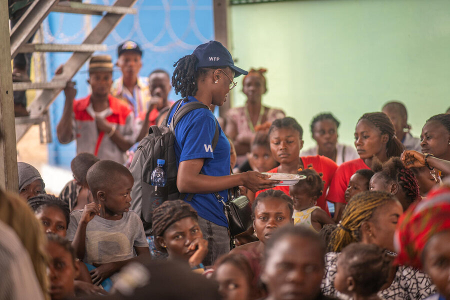 A WFP-organized event in DRC's capital Kinshasa to raise awareness on the importance of breastfeeding and nutrition. Photo: WFP/Michael Castofas 