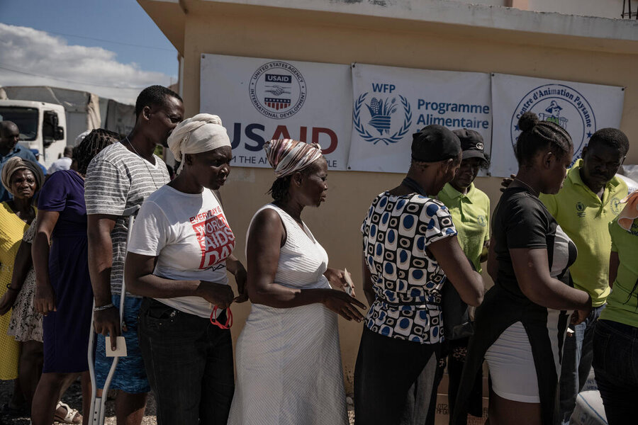 WFP food distribution in Croix-des-Bouquets, Port-au-Prince