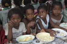 Les repas scolaires sont un filet de sécurité essentiel et un investissement vital dans l'avenir des personnes