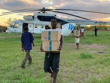 Mozambique : un an après le passage du cyclone, nombre de mozambicains luttent pour se reconstruire sur fond de difficultés de financement de l'assistance humanitaire